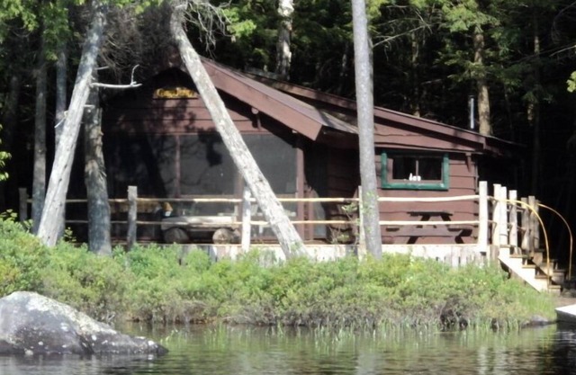 Adirondack Cabin in Saranac Lake - quiet, peaceful, timeless