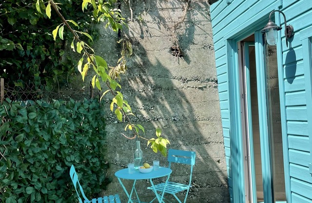 Adorable detached outbuilding with spa area at extra cost