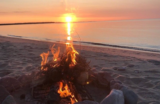 Adorable Rustic Cottage Lake Superior
