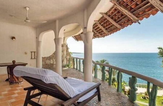 Adults only - Best view in Puerto Escondido