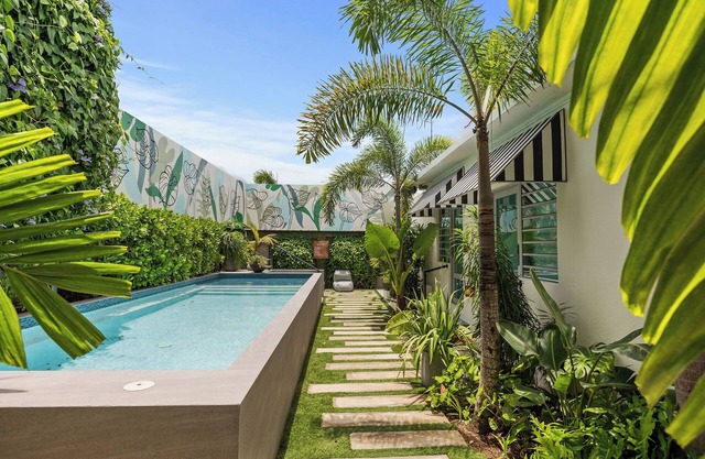 Adults-Only with Chlorine-Free Tub | Red Light Therapy | Warm Eye Masks | Percussive Massager