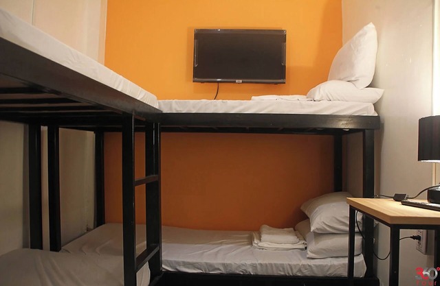 Adventourist Inn Coron