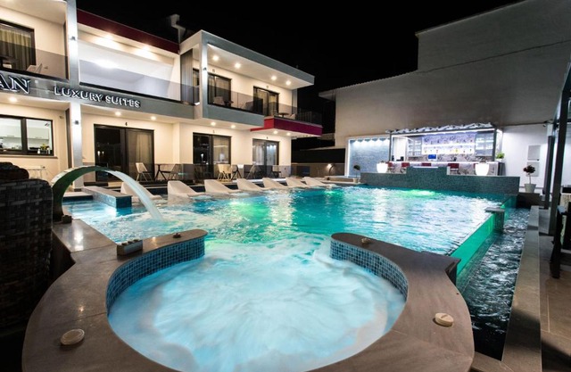 Aeonian Luxury Suites Asprovalta, Adults Only & Kids 12 Plus