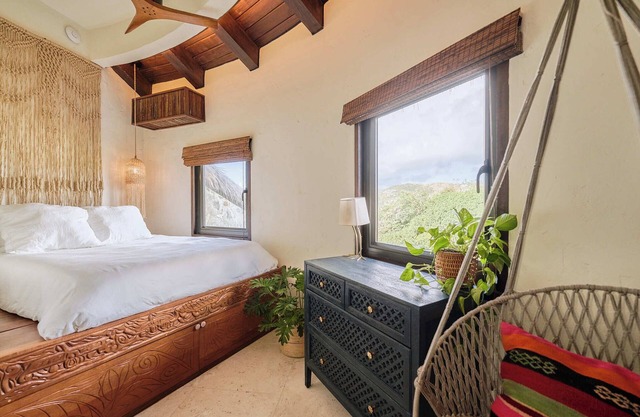 Aerial Joy Room