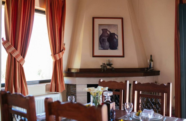 AETOVIGLA GUESTHOUSE 3 ENTIRE HOME VILLA