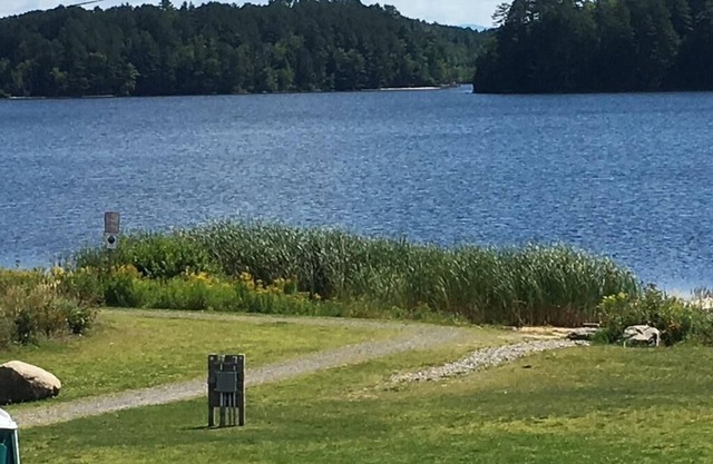 Affordable Lakeside Accomodations in Beautiful Island Pond Right Next to Trail.