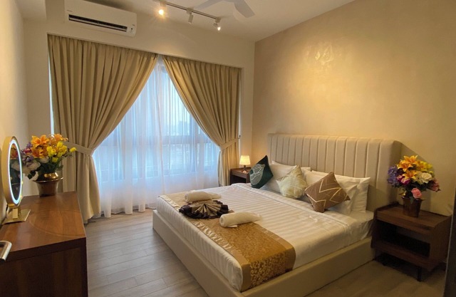 AGILE Infinity Suites TRX By AR