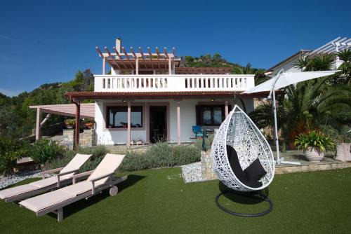 Agnantema seaview Villas