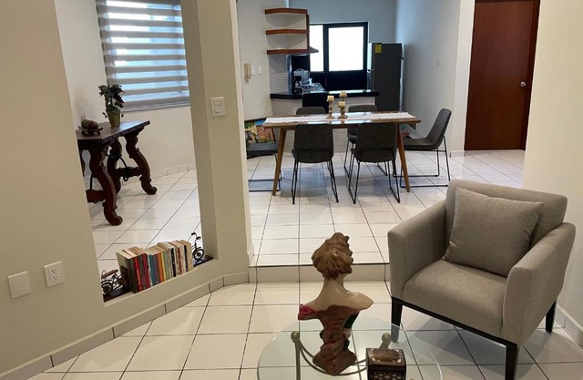 Agradable y Centrico Depa en Gaviotas Zona Dorada