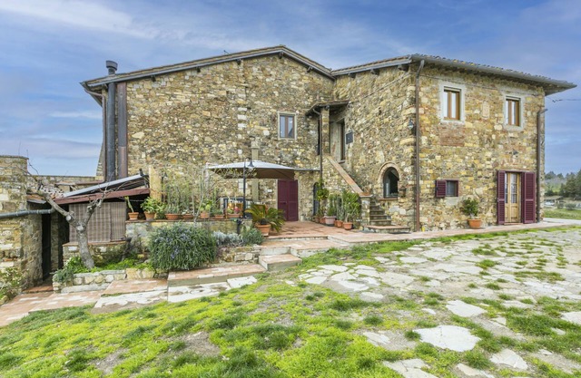 Agriturismo Le Rondini by Interhome