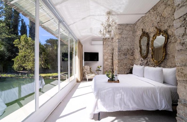 Agua Bendita San Miguel de Allende