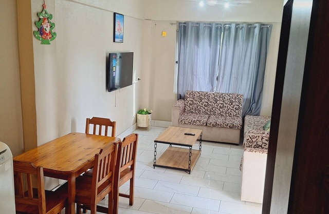 Airport Transit Apartment