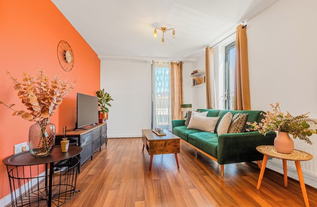 Airy Bright 2Bed Apt Deptford, Canary Wharf
