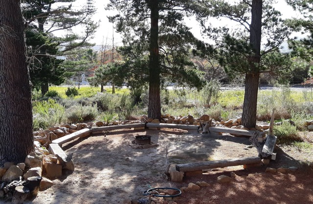 Akkedis Pet-friendly Cottage on Fynbos Garden retreat