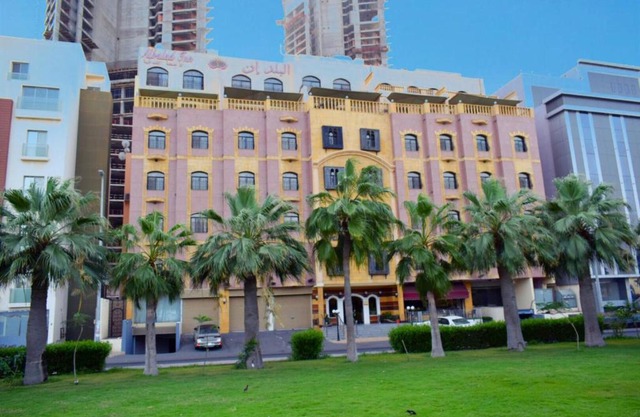 Al Balad Inn Corniche