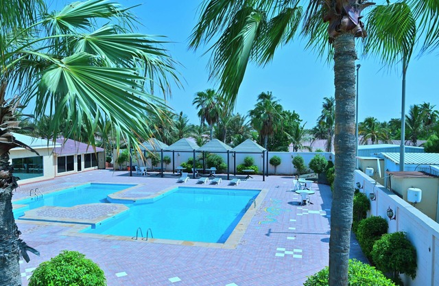 Al Meem M&M Compound