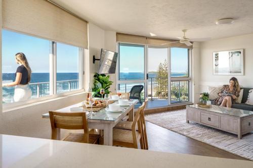 Alex Heads Oceanview Escape