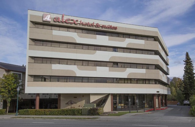 Alex Hotel and Suites