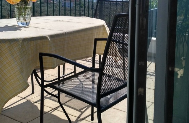 Alexa Villa, Entire house