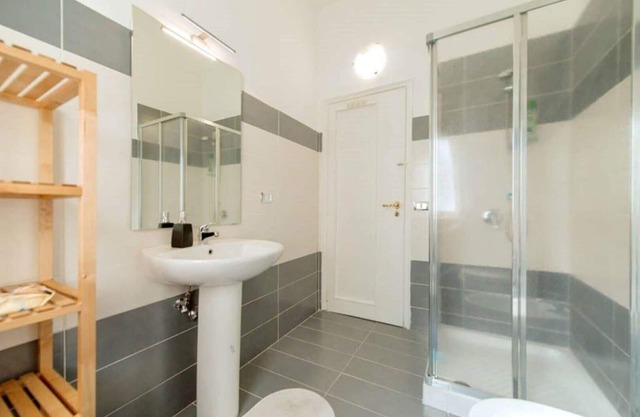 Alexander Bed and Breakfast - Procida room shared bathroom