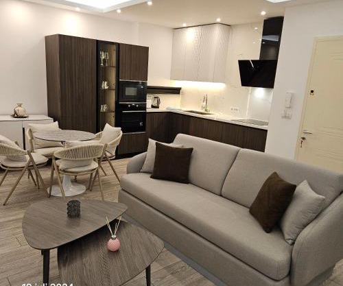 Alidas Gold Apartment 1