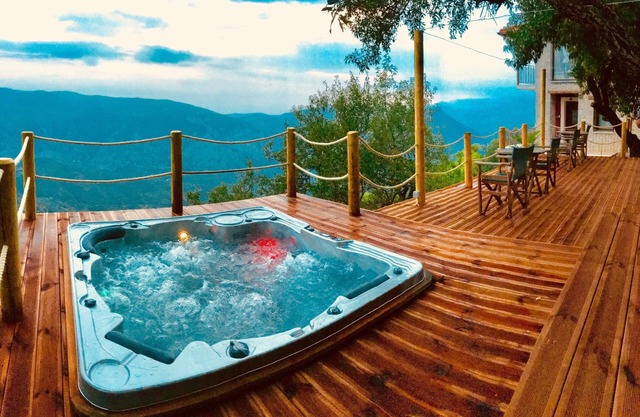 Almond House Suites Arachova - Adults Only