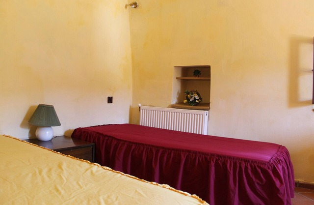 Alona Stone House I self -catering apartment