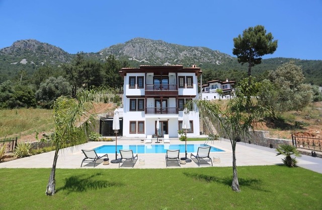 Alp Suites Safran
