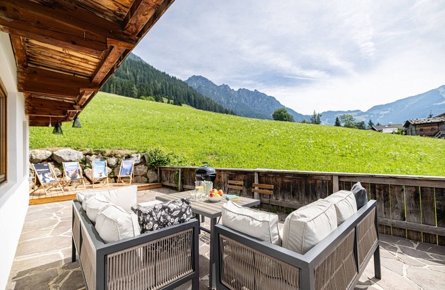 Alpbach chalet with a panoramic view and a sauna