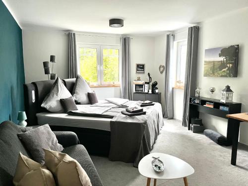 Alternative zum Hotel Zimmer im Einfamilienhaus-eigenes Badezimmer im Flur