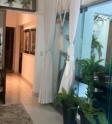 Alugo suites mobiliado centro com áreas sociais Picina