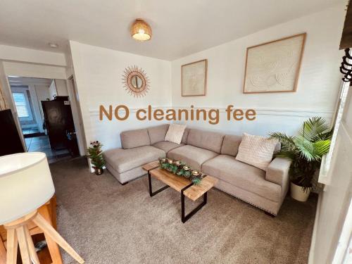 Alwaves Family 3 Bedroom Beach Apartment