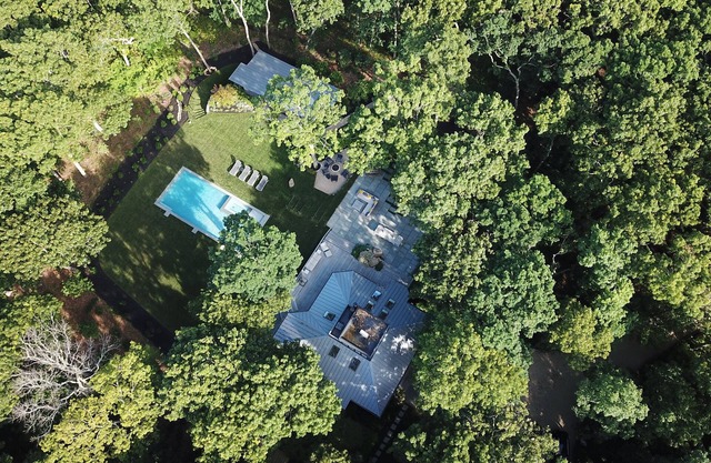 Amagansett Home on 2+ acres - near town and beaches