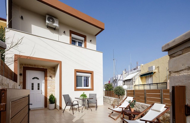 Amalthea house,10min walking from Rethymno center, soon with terrace and jacuzzi