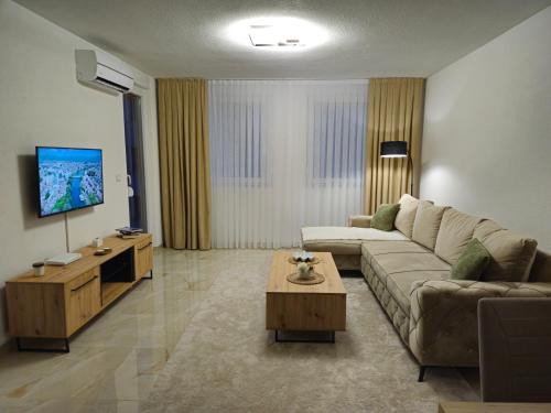 Amarena Apartments