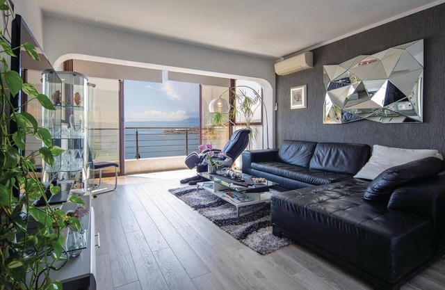 Amazing apartment in Kraljevica