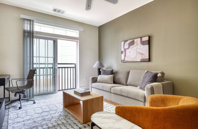 Amazing Carlyle 1BR w/W/D, Pool & Gym, nr Metro, by Blueground