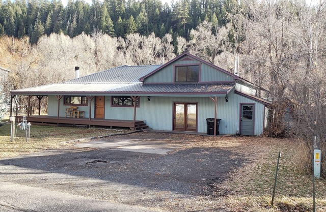 Amazing Downtown Riverfront Property in Pagosa Springs!