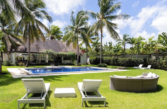 Amazing Familiar Villa Caribbean Style!