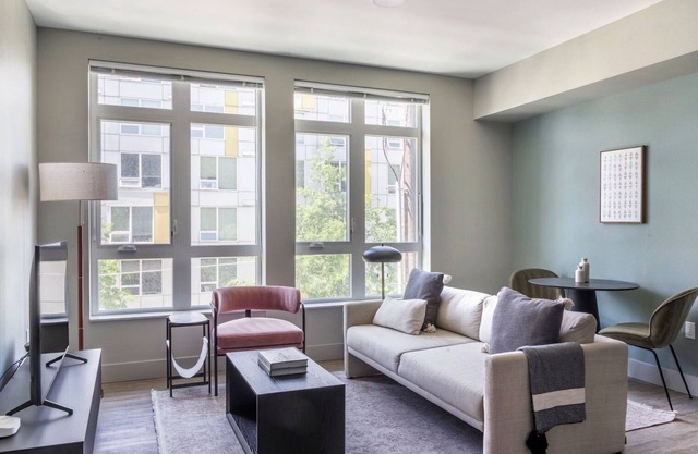 Amazing First Hill Jr 1BR w/Roof Lounge & Bike Storage, by Blueground