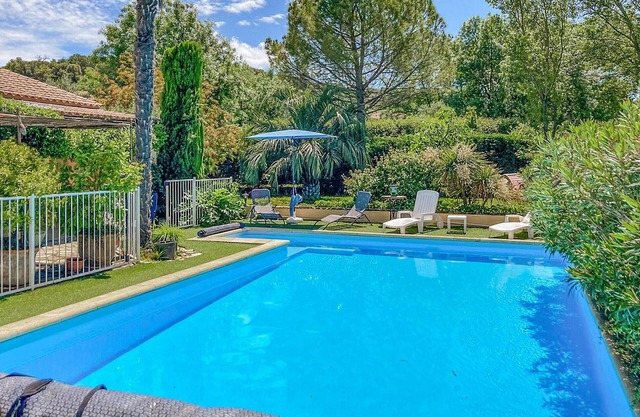 Amazing home in St-Privat-des-Vieux