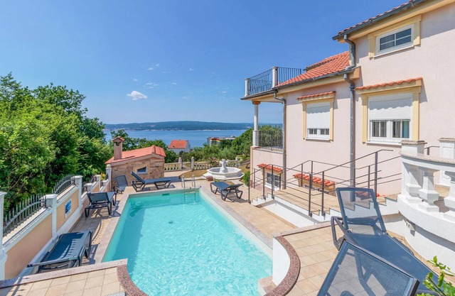 Amazing home in Dramalj