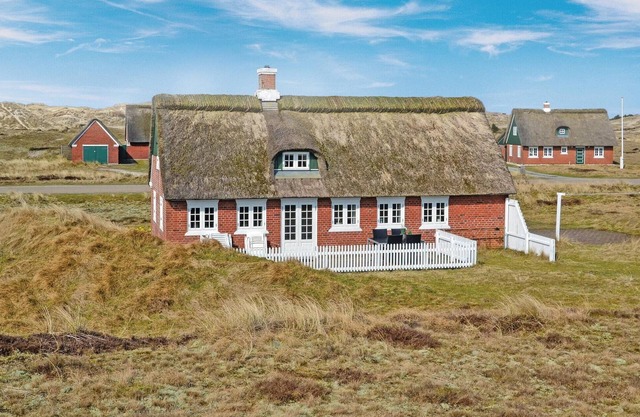 Amazing home in Fanø with WiFi