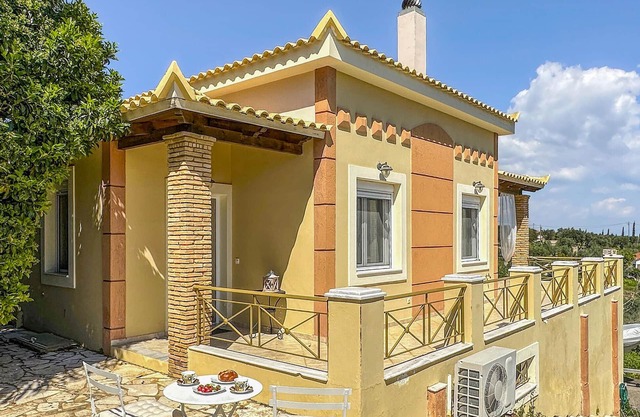 Amazing home in Koroni with WiFi
