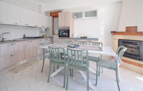 Amazing Home In Giffoni Valle Piana