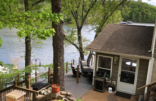 Amazing, private, two bedroom, two bath home on the Lake of the Ozarks.