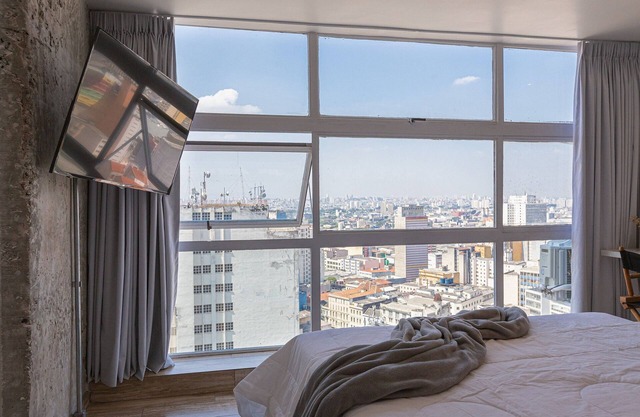 Amazing View from 32nd Floor – Mirante do Vale