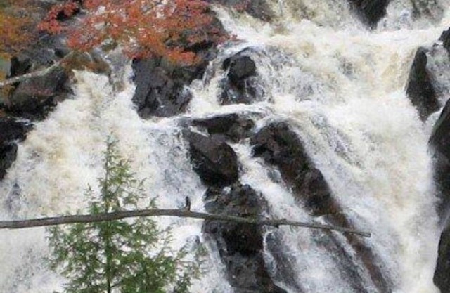 Amazingly Beautiful Waterfalls Getaway special winter ski package per month !