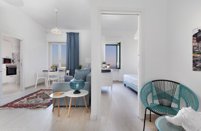 AMORE RENTALS - Appartamento Tramontano with Air Conditioning and Internet WI-FI