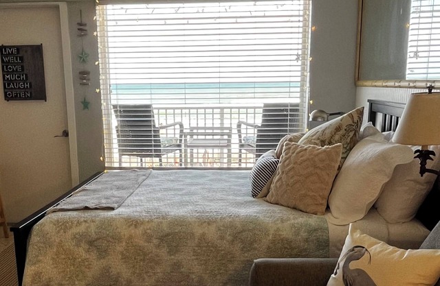 An adorable, direct oceanfront front studio with a large private balcony.